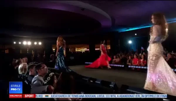 Miss Universe va fi încoronată duminică. O româncă este printre concurente
