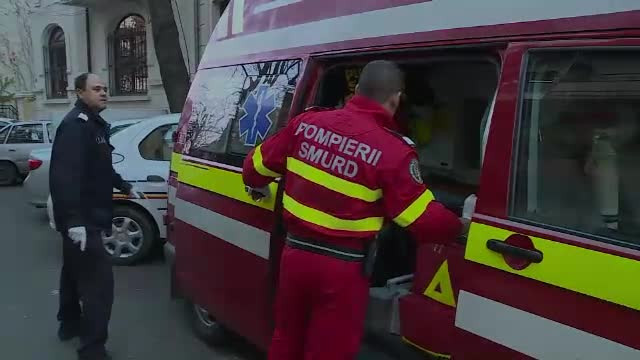 ambulanta la locuinta Stelei Popescu