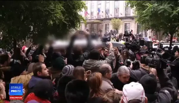 Trupul neînsufleţit al actriței Stela Popescu, depus la Teatrul Constantin Tănase