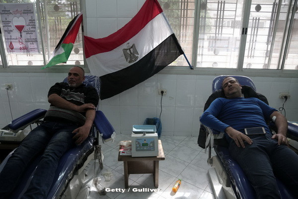 Un supraviețuitor al masacrului din Egipt a scăpat cu viață după ce s-a ascuns sub cadavre