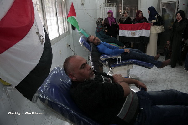 Atac la o moschee in Egipt