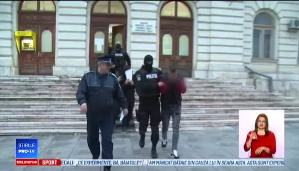 Trei tineri din Vaslui au ajuns după gratii pentru trei telefoane. Fapta comisă cu poliția pe urmele lor