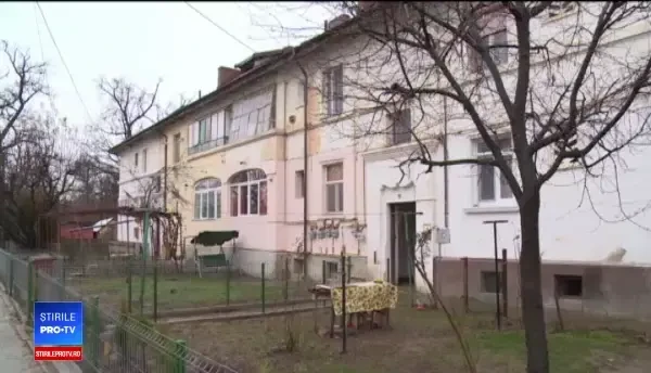 Și-a înjunghiat mortal fratele mai mare, de față cu iubitele celor doi