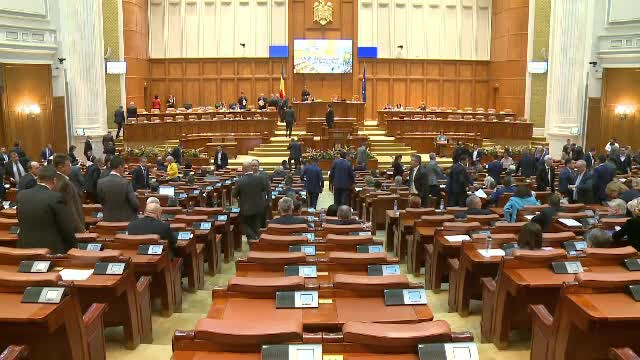 Legea uluitoare propusă de aleșii PSD. Denunțați de USR, au susținut că a fost o ”glumă”