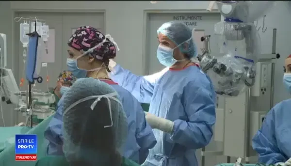 Operație pe creier, filmată și transmisă LIVE pe internet cu ajutorul camerei 360