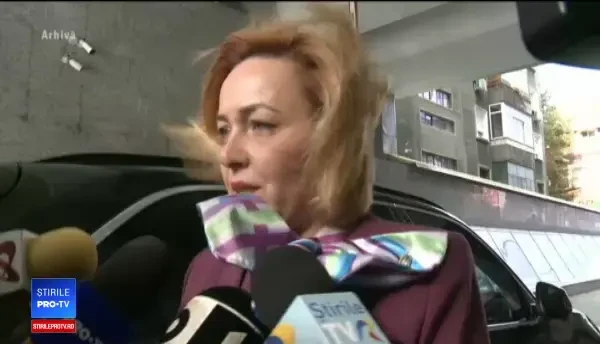 Reacția SRI, după ce Carmen Dan a găsit un microfon în apartamentul ei. A fost deschis dosar penal
