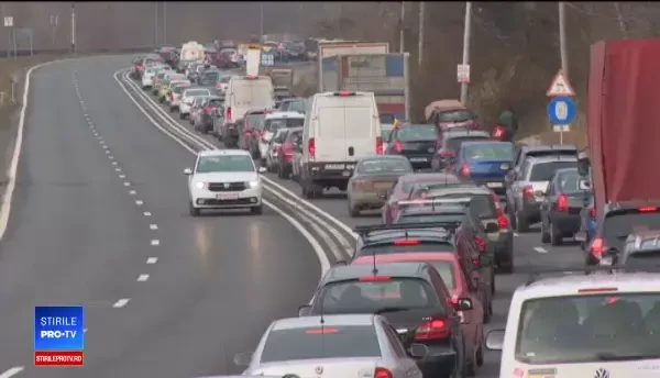 Trafic aglomerat pe DN 1. Coloană de 6 kilometri formată spre Brașov