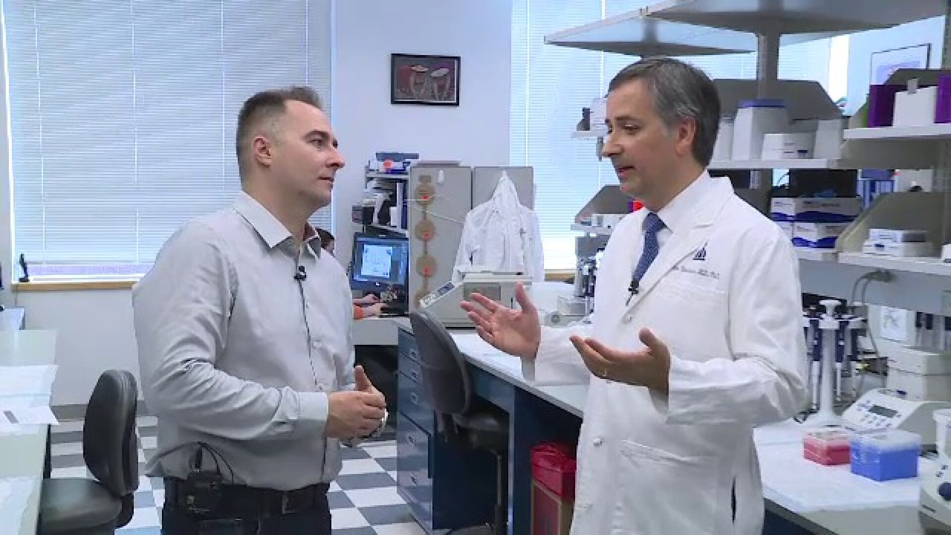 1 Decembrie, Victor Velculescu - 2