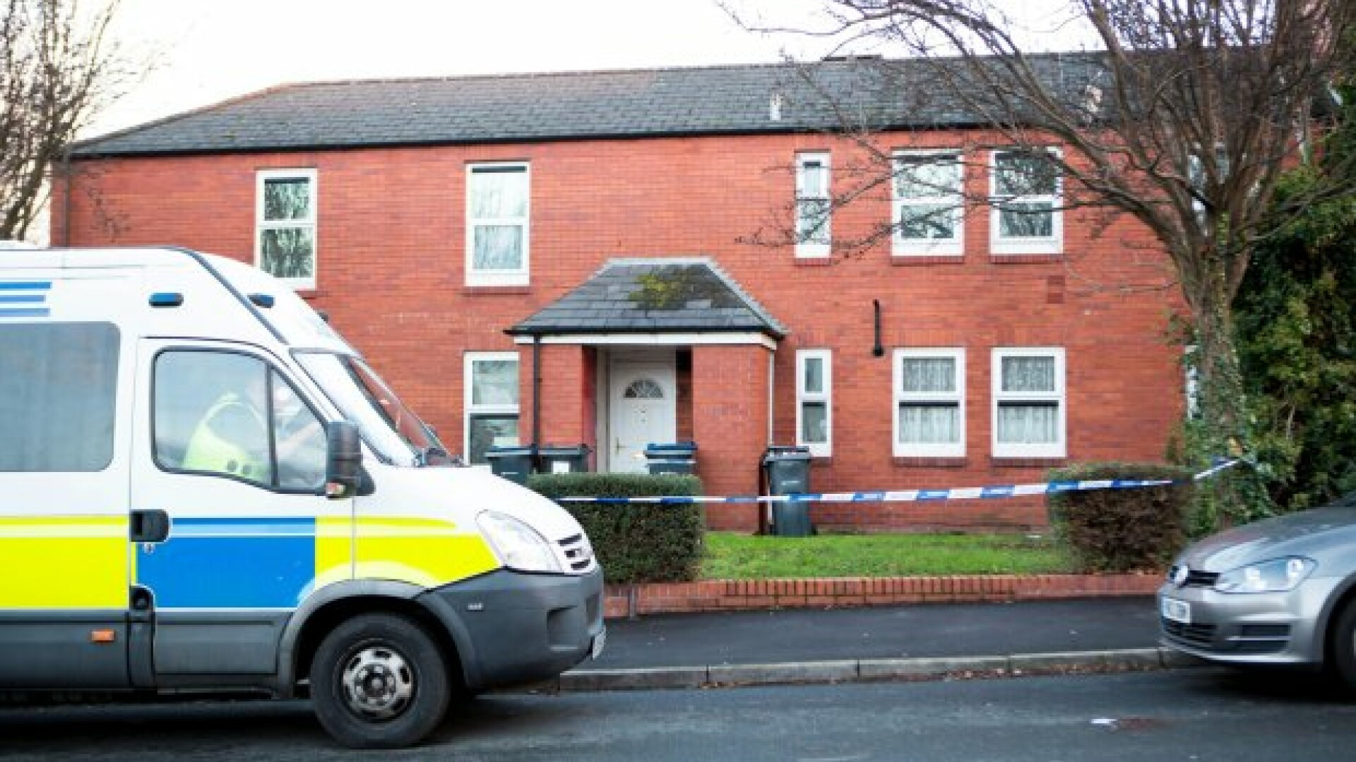 Un copil de 7 ani a murit, după ce a fost lăsat în frig chiar de mama sa