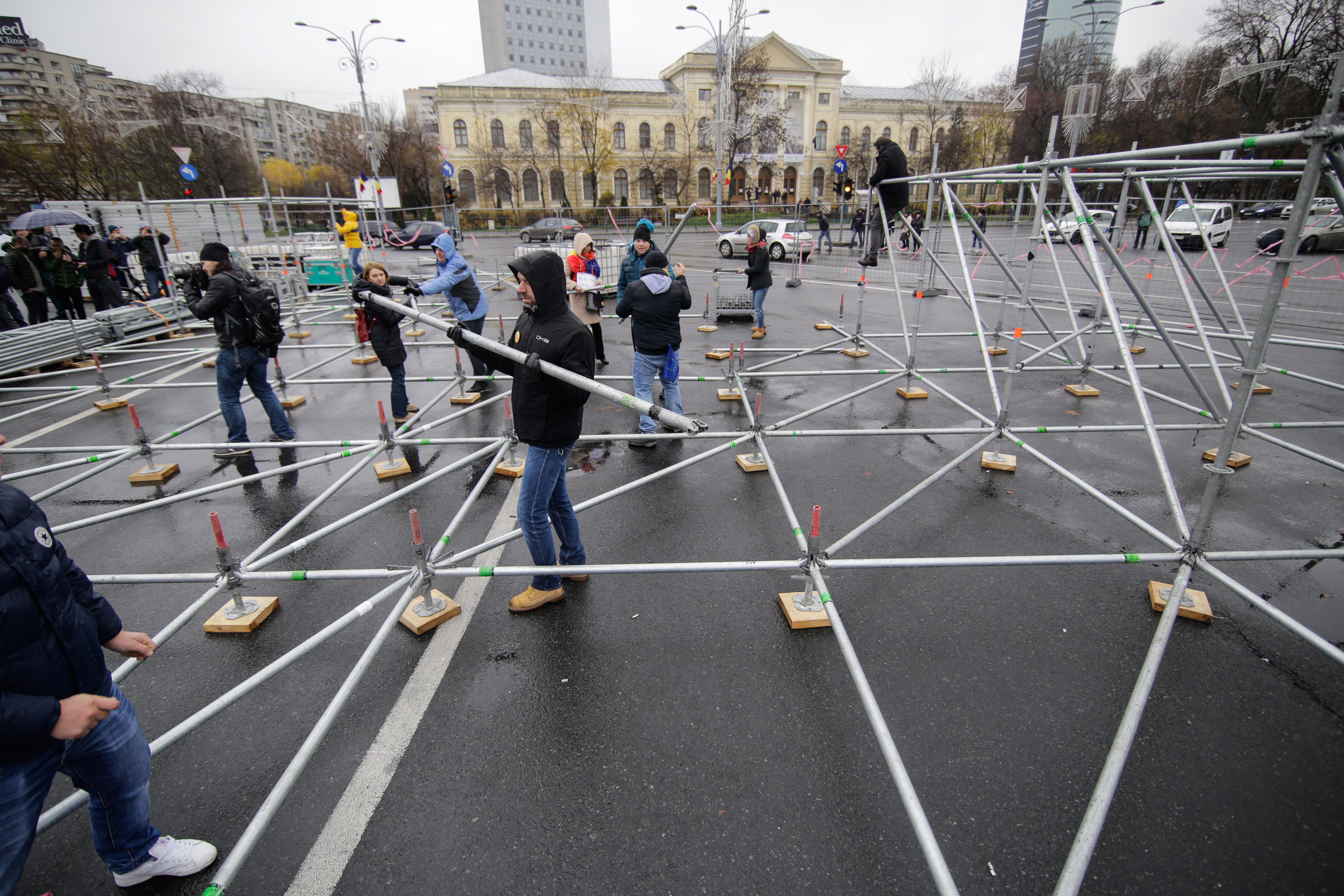 conflict targ craciun