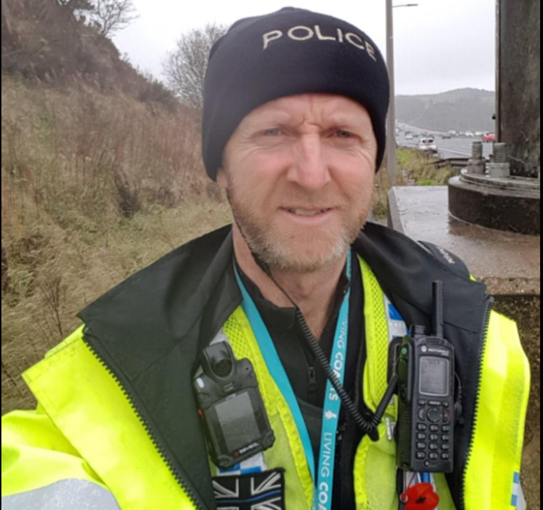 Politist erou Marea Britanie