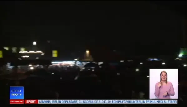 33 de kilometri de luminiţe, în Capitală. Controverse în jurul Târgului de Crăciun