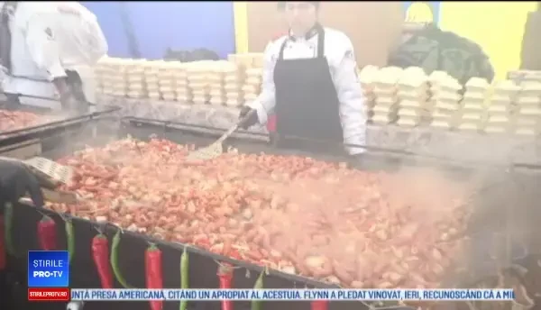 10.000 de porții de varză și fasole s-au împărțit în Slatina, de Ziua Națională