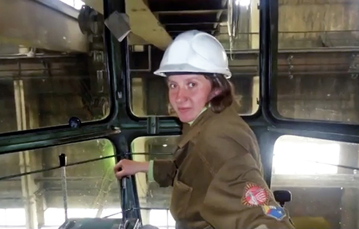 Cum arată o femeie la doi ani după ce a fost atacată de un urs brun. FOTO