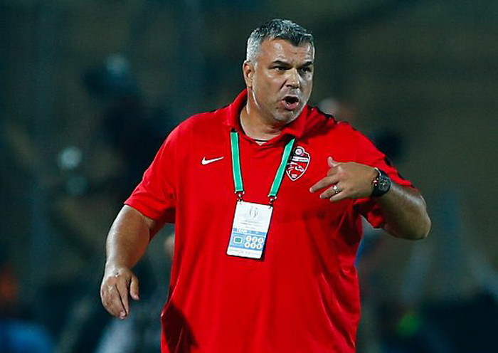 Cosmin Olăroiu a fost jefuit în plină stradă, la Milano. Hoții au folosit metoda "îmbrățișarea"