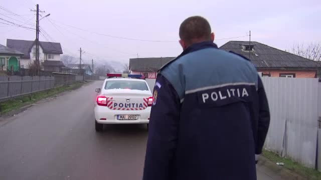 Viceprimarul din Babadag lovit cu parul în cap de un vecin. ”Era sub influența băuturilor alcoolice”