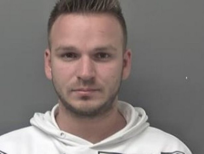 Șofer român, traficant de albanezi în Anglia. Ce metodă descoperise: ”Ți-ai făcut familia de rușine”