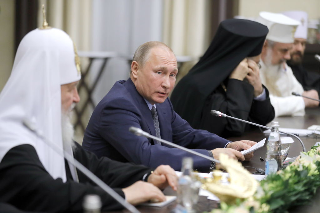 Ce ar fi discutat Patriarhul Daniel la Moscova despre Ucraina. Mesajul lui Putin