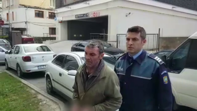 Bărbat din Argeș, arestat după ce și-a înjunghiat soția