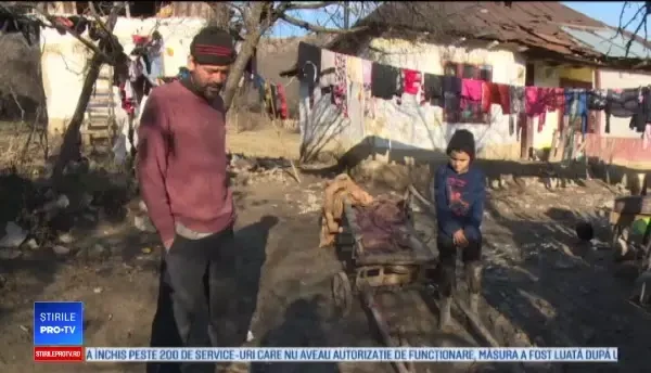 Patru frați sărmani din Prahova, vizitați de Moș Nicolae