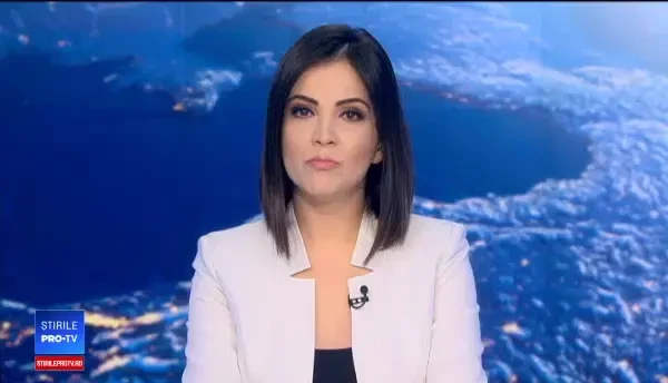 Palatul Regal din București: zeci de oameni i-au adus un omagiu Regelui Mihai