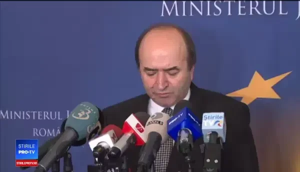 Toader, după întâlnirea cu ambasadorii: Nimeni nu contestă necesitatea modificării legilor Justiţiei