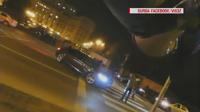 Momentul în care deputatul PSD Ioan Terea loveşte cu maşina 2 protestatari. VIDEO