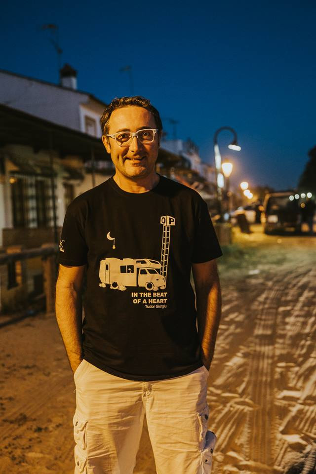 Regizorul Tudor Giurgiu, apel către români: ”Niște cetățeni își bat joc de cei care i-au ales”