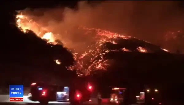 Sute de mii de oameni, evacuați în urma incendiilor de vegetație din California