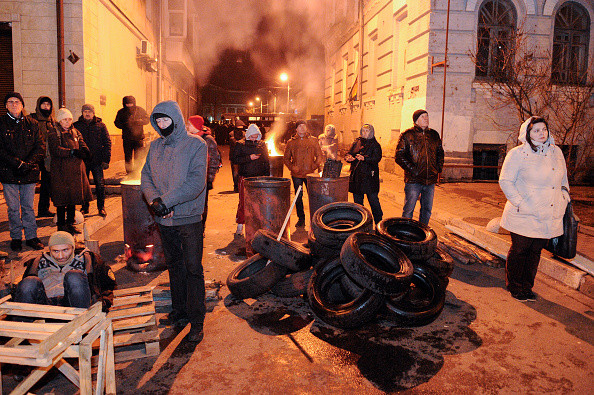 Confruntări armate în estul Ucrainei. Cinci oameni au murit