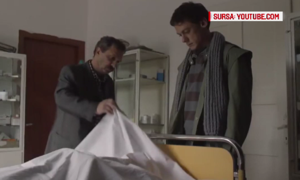 Actorul Vlad Logigan a intrat în pielea ”Ghinionistului”, o comedie regizată de Iura Luncaşu