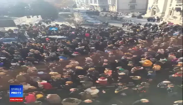 Circa 8.000 de membri PSD s-au adunat la Craiova pentru a aduce un omagiu regelui Mihai