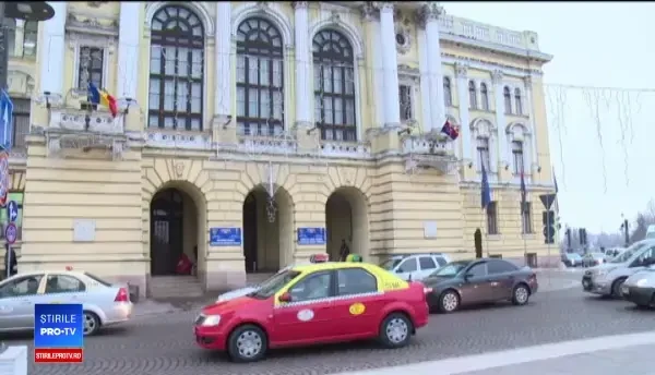 Orașele care restricționează reclamele stradale, pentru că acoperă clădirile istorice