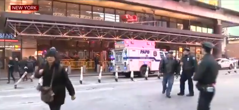 Momentul exploziei din New York. Patru persoane au fost rănite. Suspectul, în custodia poliției