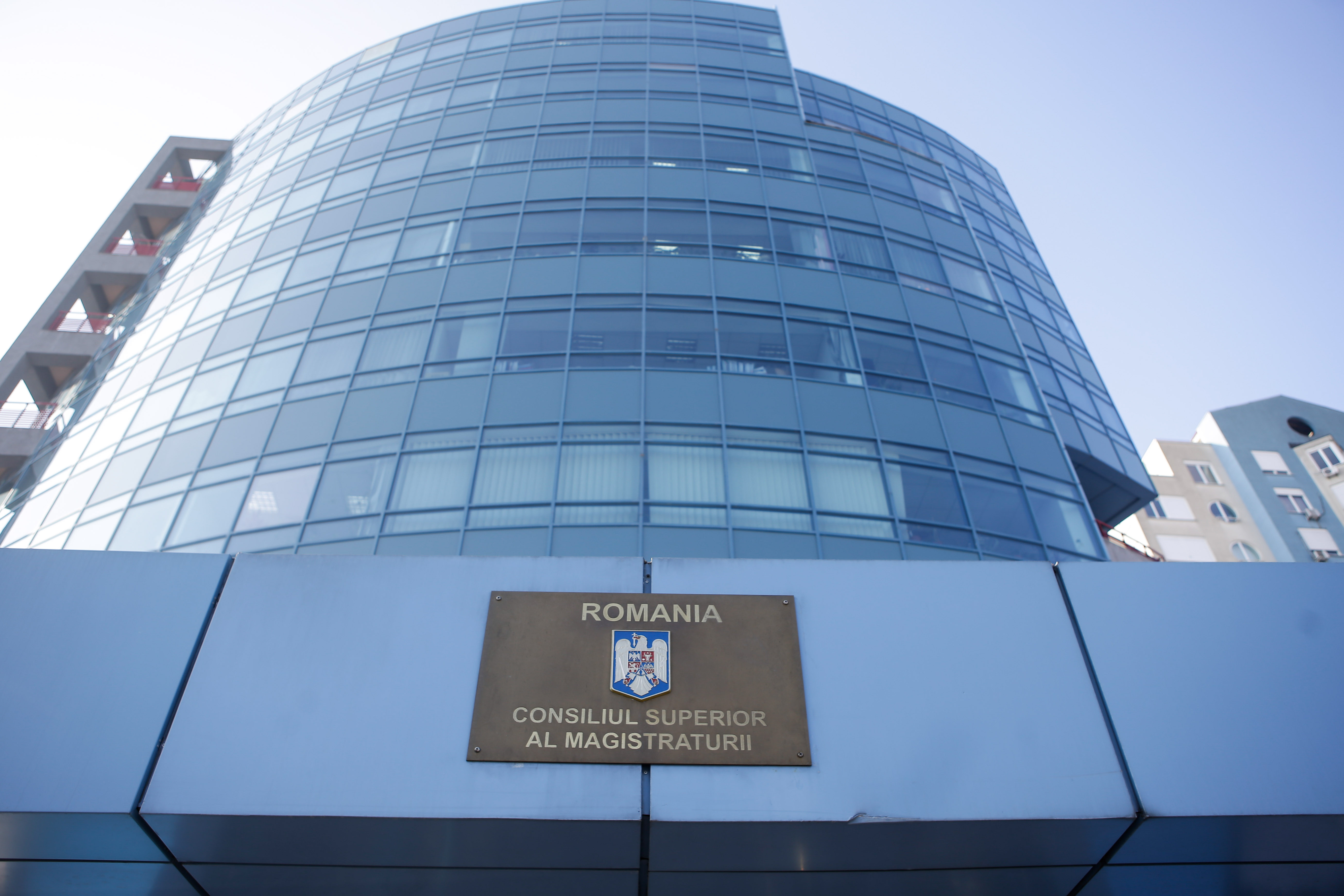 Doi procurori din CSM, citaţi pentru audieri la SIIJ. CSM anunţă că va sesiza Comisia Europeană