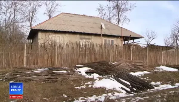 Fetița din Iași, ai cărei părinți refuzau să o trateze de cancer, dusă la un spital din Timișoara