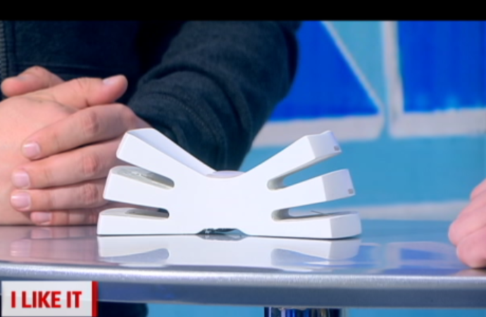 Soluția inedită a unui designer pentru ca prietenii să nu mai abuzeze de telefoane la întâlniri