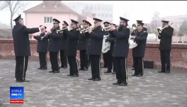 Slujbă de pomenire a Regelui Mihai la Catedrala Încoronării din Alba Iulia