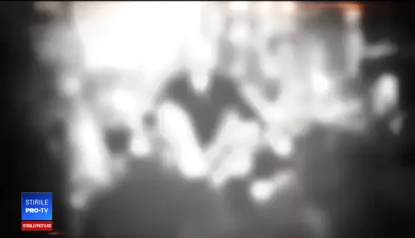 A doua zi de doliu național. 25.000 de oameni i-au adus un ultim omagiu. Familiile Regale, la București