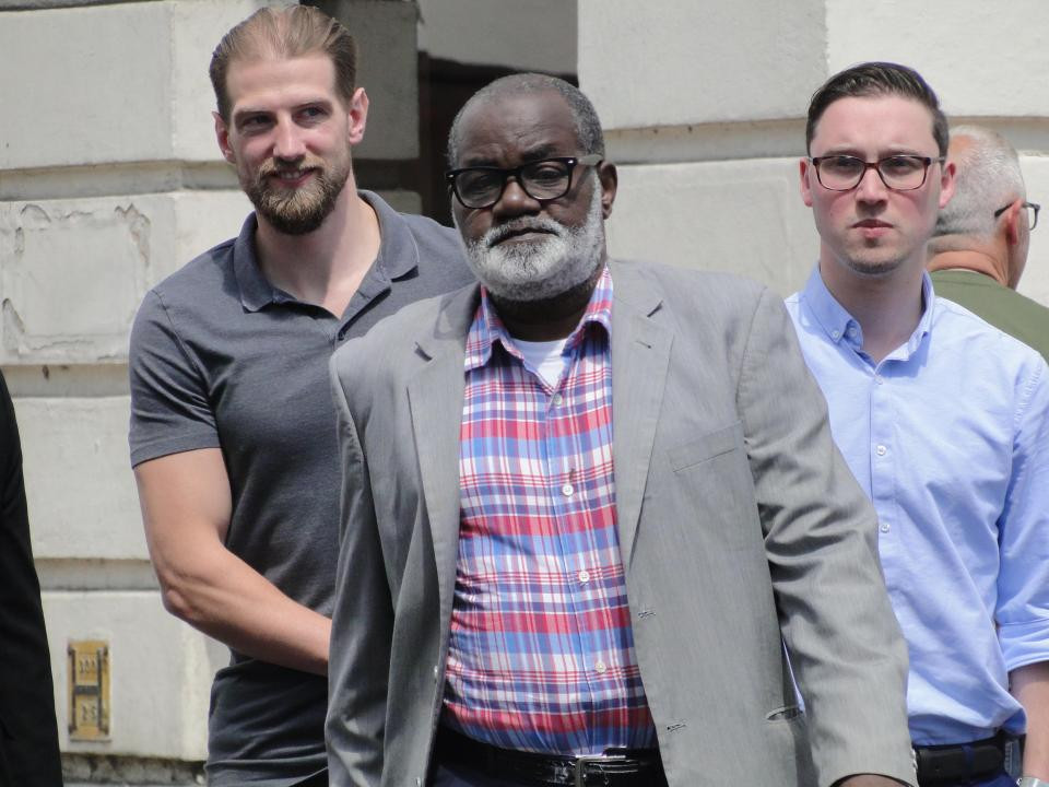 Un refugiat din Somalia a fraudat statul britanic cu 39.000 de lire. Cum a reușit