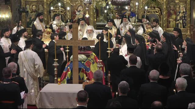 Slujba pentru Regele Mihai, unică în ultimii 79 de ani. Veteran: ”A suferit mai mult decât mine”