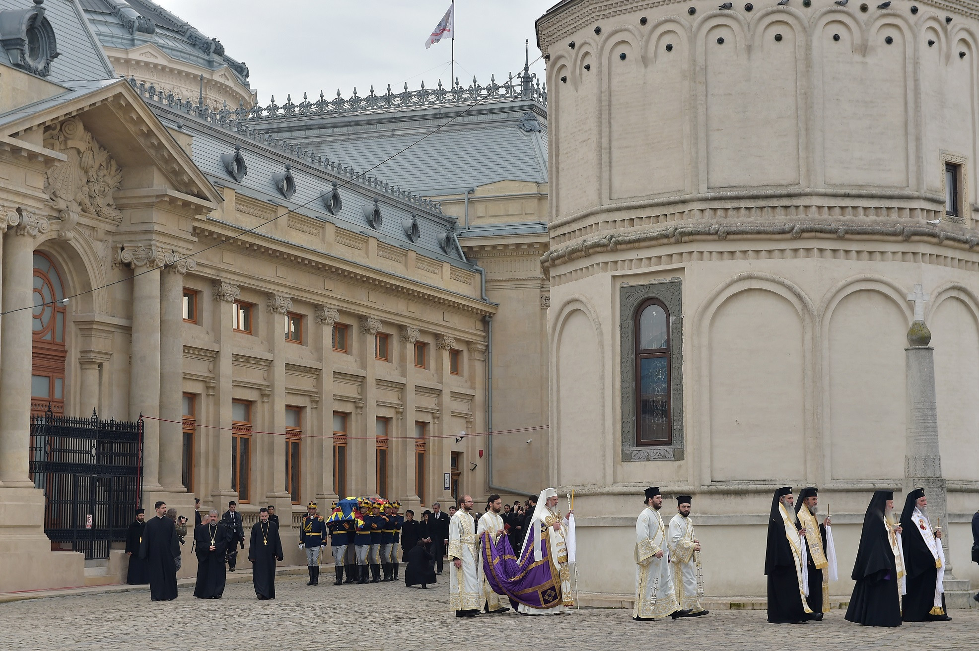 Funeraliile Regelui Mihai la Mitropolie