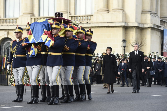 Regele Mihai I al Rom&acirc;niei a fost condus pe ultimul drum