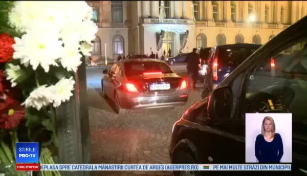 Regele Mihai, ultima noapte la Palatul Regal. Mii de oameni și-au luat rămas bun