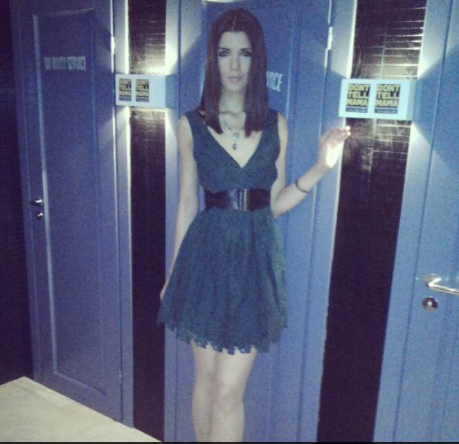 O vedetă de televiziune din Rusia, găsită moartă în frig. Ea avea o fobie pentru ger