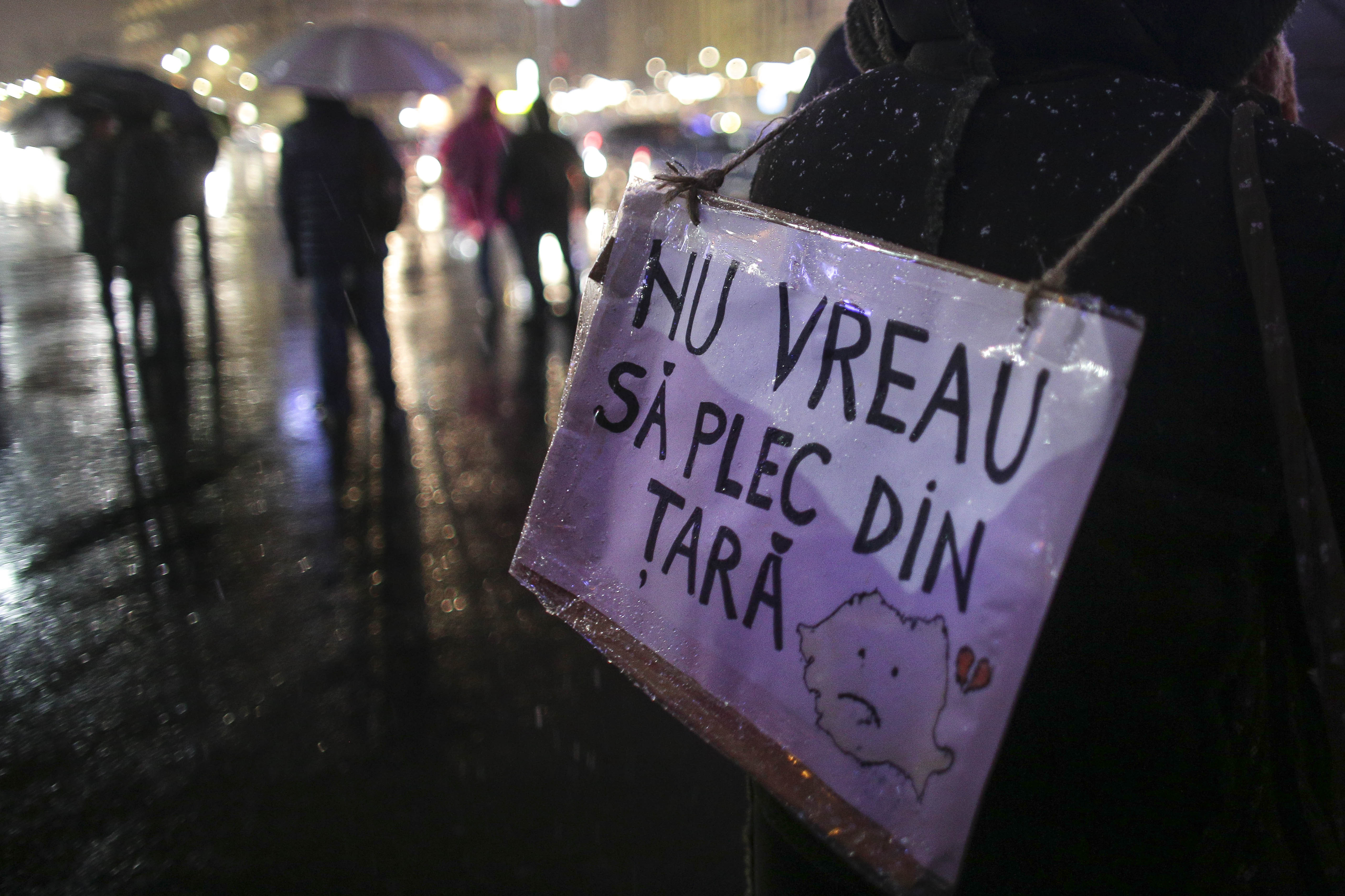 Proteste &icirc;n Piața Victoriei