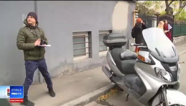 Planul unor tineri pentru a salva istoria Capitalei. Fac cu resurse proprii ce statul nu poate