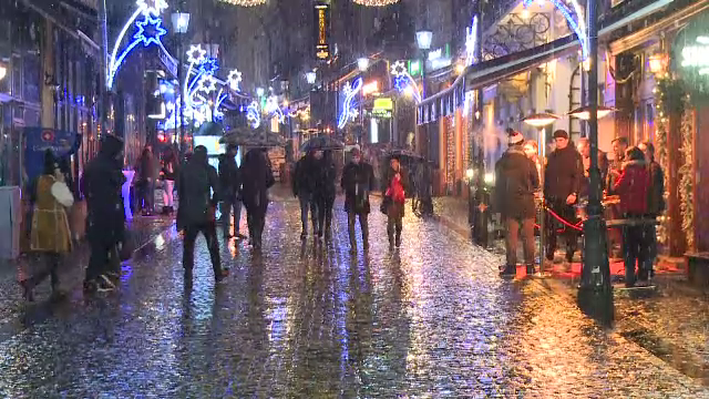 În București au căzut primii fulgi de nea din această iarnă