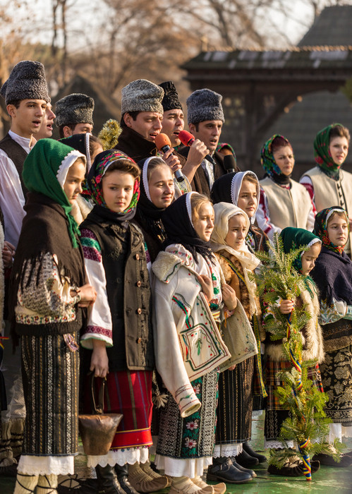 Colinde de Crăciun: Din Ajun, „Steaua Sus Răsare” sau „O brad frumos” se vor auzi în casele românilor
