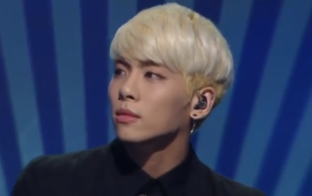 Un cântăreţ sud-coreean de succes s-a sinucis la 28 de ani. Ultimul său mesaj